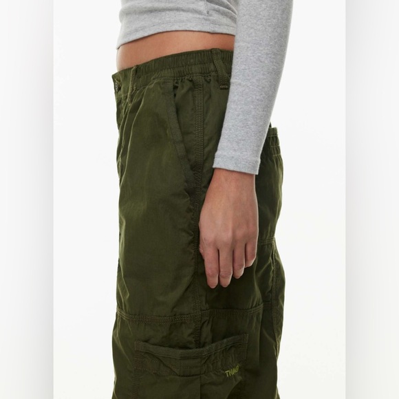 Aritzia TNA Explore Parachute Jogger Cargo Pants - Picture 3 of 10
